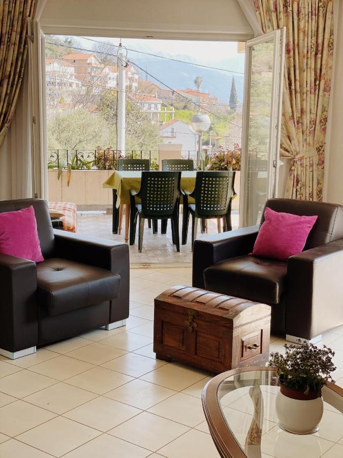 Apartments Sneki Baošići Esterno foto