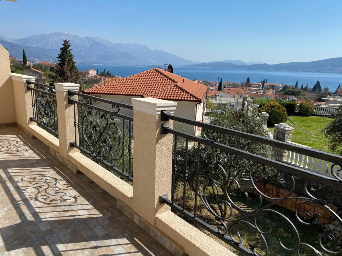 Apartments Sneki Baošići Esterno foto