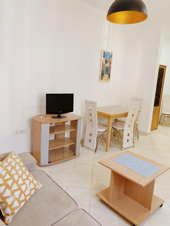 Apartments Sneki Baošići Esterno foto