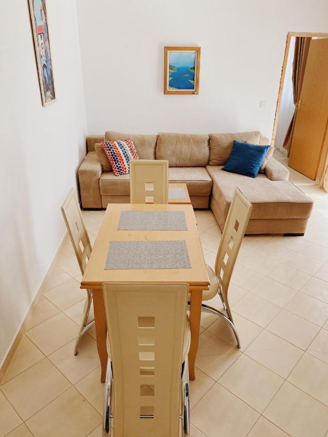 Apartments Sneki Baošići Esterno foto